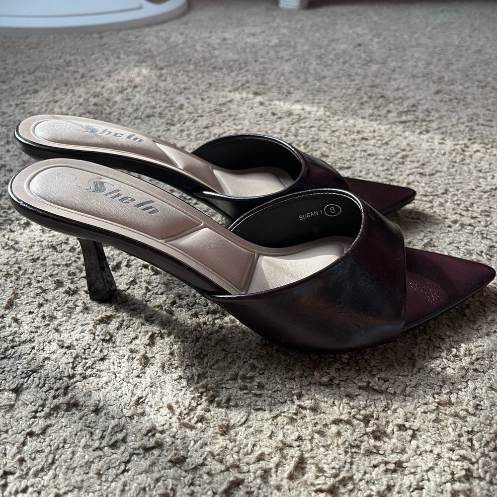 SHEIN Women's Chocolate Brown Kitten Heels